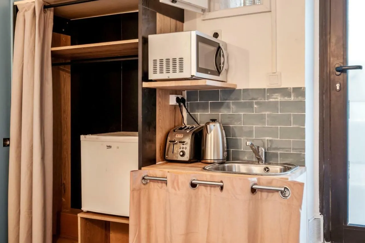 Apartman Studio At The Heart Of In Marais Republique District - Welkeys *